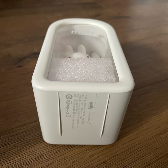 MIFFY-Imported (NWT/Box) Mini White Humidifier - Picture 4 of 16